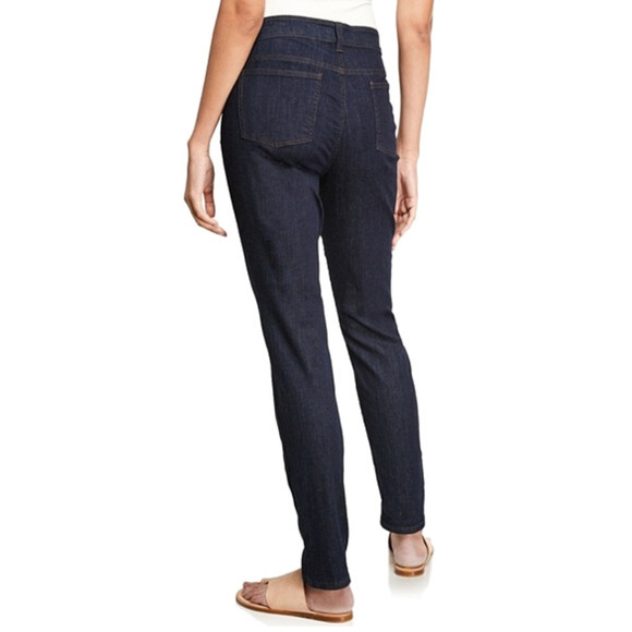 Eileen Fisher Women's Skinny Jeans - Dark Blue Mid-rise - Picture 2 of 11